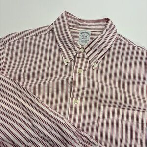 Brooks Brothers Men's Shirt with Red and White Stripes